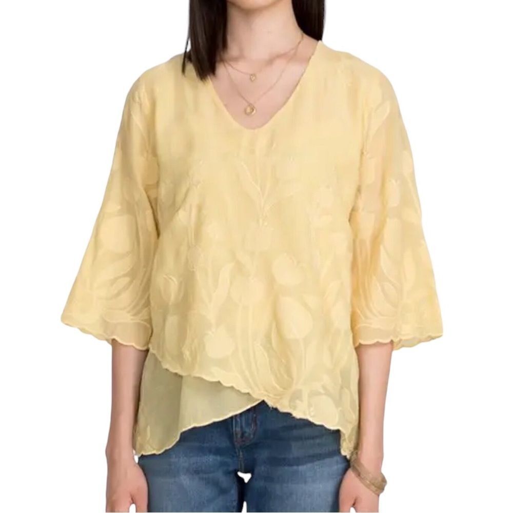 Johnny Was Yellow Silk Blouse Satin Asymmetrical Hem Blouse New Size Medium